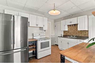 26 Locust Street, Brockton, MA 02301 - Photo 5