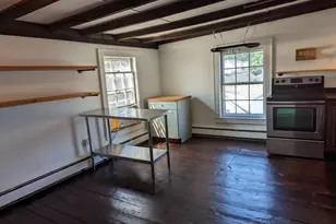 77 Pleasant, Newburyport, MA 01950 - Photo 17
