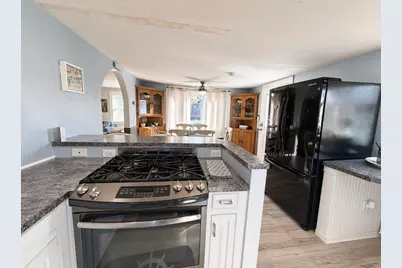 41 Edwards Ave, Dennis, MA 02639 - Photo 5