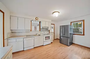 6 Rowe St, Milton, MA 02186 - Photo 11