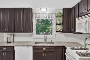 20 Frances Helen Rd, Yarmouth, MA 02675 - Photo 5