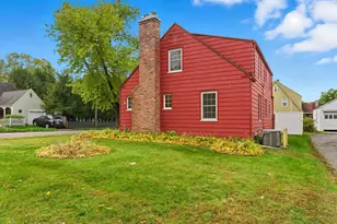 6 Bennington St, Springfield, MA 01108 - Photo 39