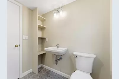 6 Bennington St, Springfield, MA 01108 - Photo 23