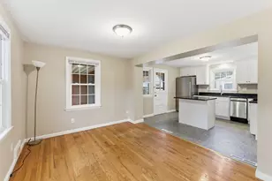 6 Bennington St, Springfield, MA 01108 - Photo 11