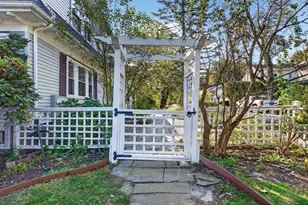 4 Hawthorn Rd, Milton, MA 02186 - Photo 37