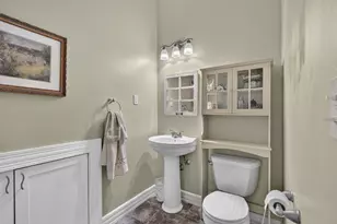 558 Spring St, Hanson, MA 02341 - Photo 23