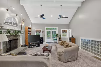 558 Spring St, Hanson, MA 02341 - Photo 7