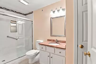 111 Regency Ln #111, Abington, MA 02351 - Photo 11