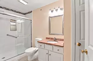 111 Regency Ln, Abington, MA 02351 - Photo 11