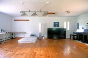 16 West St, Petersham, MA 01366 - Photo 17
