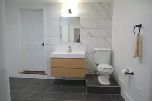 16 West St, Petersham, MA 01366 - Photo 19