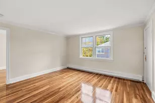 10 Parkview Ln, Haverhill, MA 01835 - Photo 3