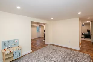 387 Middle St, West Newbury, MA 01985 - Photo 29