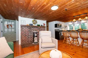 387 Middle St, West Newbury, MA 01985 - Photo 9