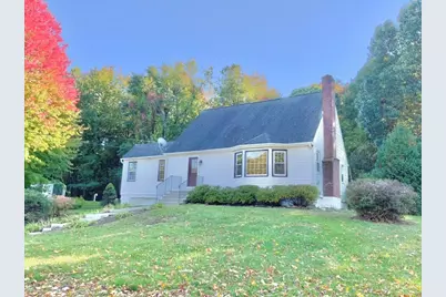 143 Highland St, Lunenburg, MA 01462 - Photo 5