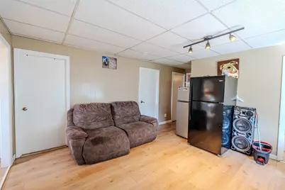 405 Warren St, Fall River, MA 02721 - Photo 7