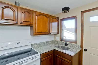 92 Truro Street #B, Chicopee, MA 01013 - Photo 7