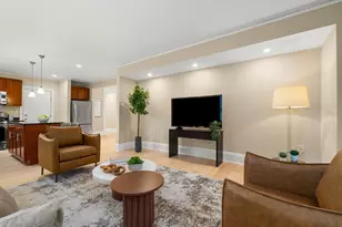 22 Centre St, Cambridge, MA 02139 - Photo 5