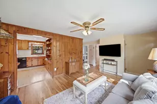 34 Andover St, Wilmington, MA 01887 - Photo 5