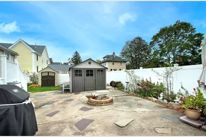 112 Arlington St, Rockland, MA 02370 - Photo 25