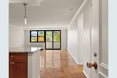 2 Hawthorne Place #5H, Boston, MA 02114 - Photo 3