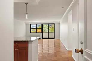 2 Hawthorne Pl, Boston, MA 02114 - Photo 3