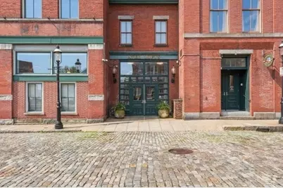 172 Middle Street #301, Lowell, MA 01852 - Photo 1
