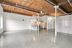 172 Middle St, Lowell, MA 01852 - Photo 13