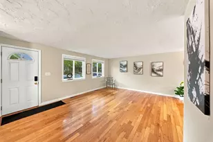 399 Pond St, Braintree, MA 02184 - Photo 9