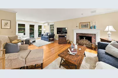 28 Ledgelawn Ave, Lexington, MA 02420 - Photo 5
