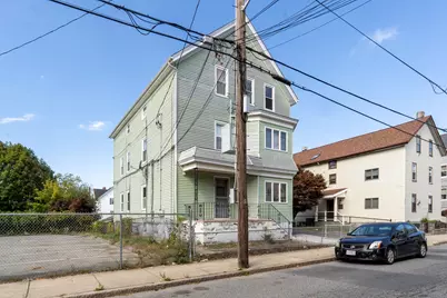 225 Haffards St, Fall River, MA 02723 - Photo 3