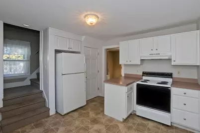 276 Tremont St, Springfield, MA 01104 - Photo 3