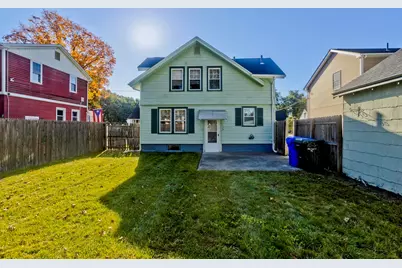 276 Tremont St, Springfield, MA 01104 - Photo 23