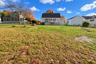 11 Ashton St, Oxford, MA 01540 - Photo 3