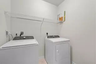 260 Martins Lndg, North Reading, MA 01864 - Photo 15