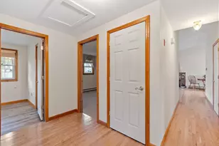 122 Century Way, Gardner, MA 01440 - Photo 19