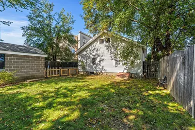 6 Hartford Ave W, Uxbridge, MA 01569 - Photo 27