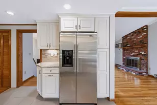 52 Tanglewood Dr, Stoughton, MA 02072 - Photo 13
