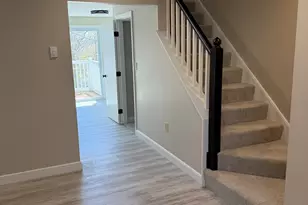 23 Victoria Heights Rd, Boston, MA 02136 - Photo 5