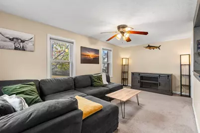 17 1/2 West Winkley St, Amesbury, MA 01913 - Photo 3