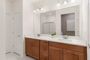 250 Martins Lndg, North Reading, MA 01864 - Photo 17