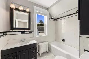 260 Metropolitan Ave, Boston, MA 02131 - Photo 11