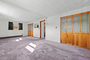 5 Anderson St, Peabody, MA 01960 - Photo 15