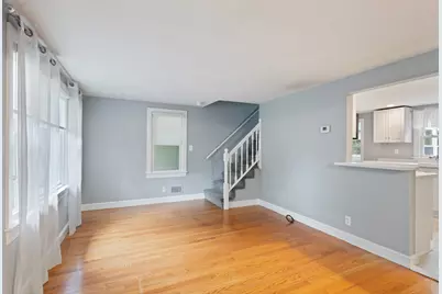 13 Walnut St, Foxboro, MA 02035 - Photo 7