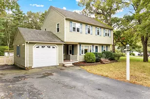 13 Walnut St, Foxboro, MA 02035 - Photo 1