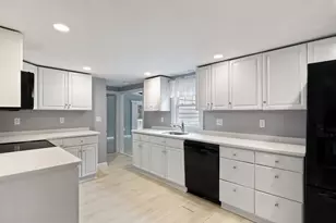 13 Walnut St, Foxboro, MA 02035 - Photo 13