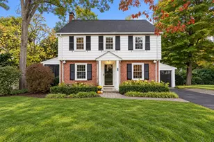 11 Martin Rd, Wellesley, MA 02481 - Photo 1