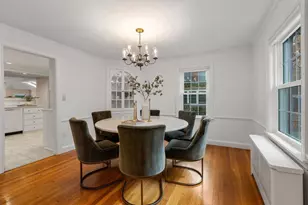 11 Martin Rd, Wellesley, MA 02481 - Photo 7