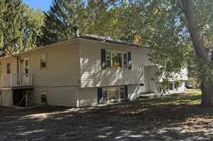 5 Patricia Dr, Tyngsborough, MA 01879 - Photo 3