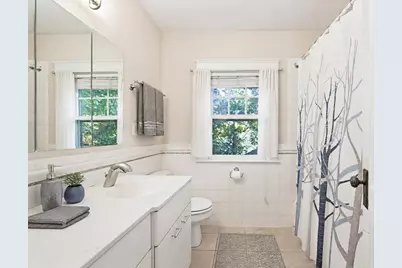 76 Brantwood Rd, Arlington, MA 02476 - Photo 9